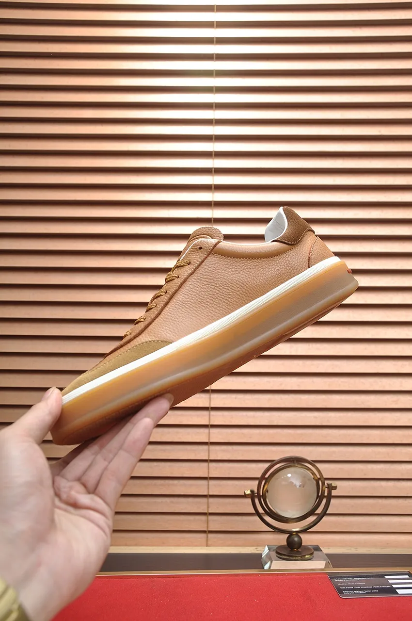 Men's men's shoes 💰540💶【𝐥𝐨𝐫𝐨 𝐏𝐢𝐚𝐧𝐚】lp classic loafers, an Italian treasure brand, the only brand that can match Hermès! Only after wearing it do we realize that we cannot let down our feet. The upper is imported cashmere, the lining of water-dyed cowhide ➕ the cowhide feet, the official original glass rubber outsole, and the pendant. Exclusive original packaging (tag ➕ brand paper ➕ outer box ➕ hand bag) code number: 38-45